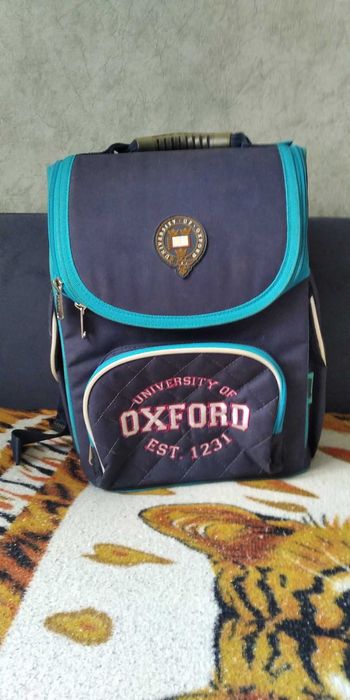 Продаются школьные рюкзаки