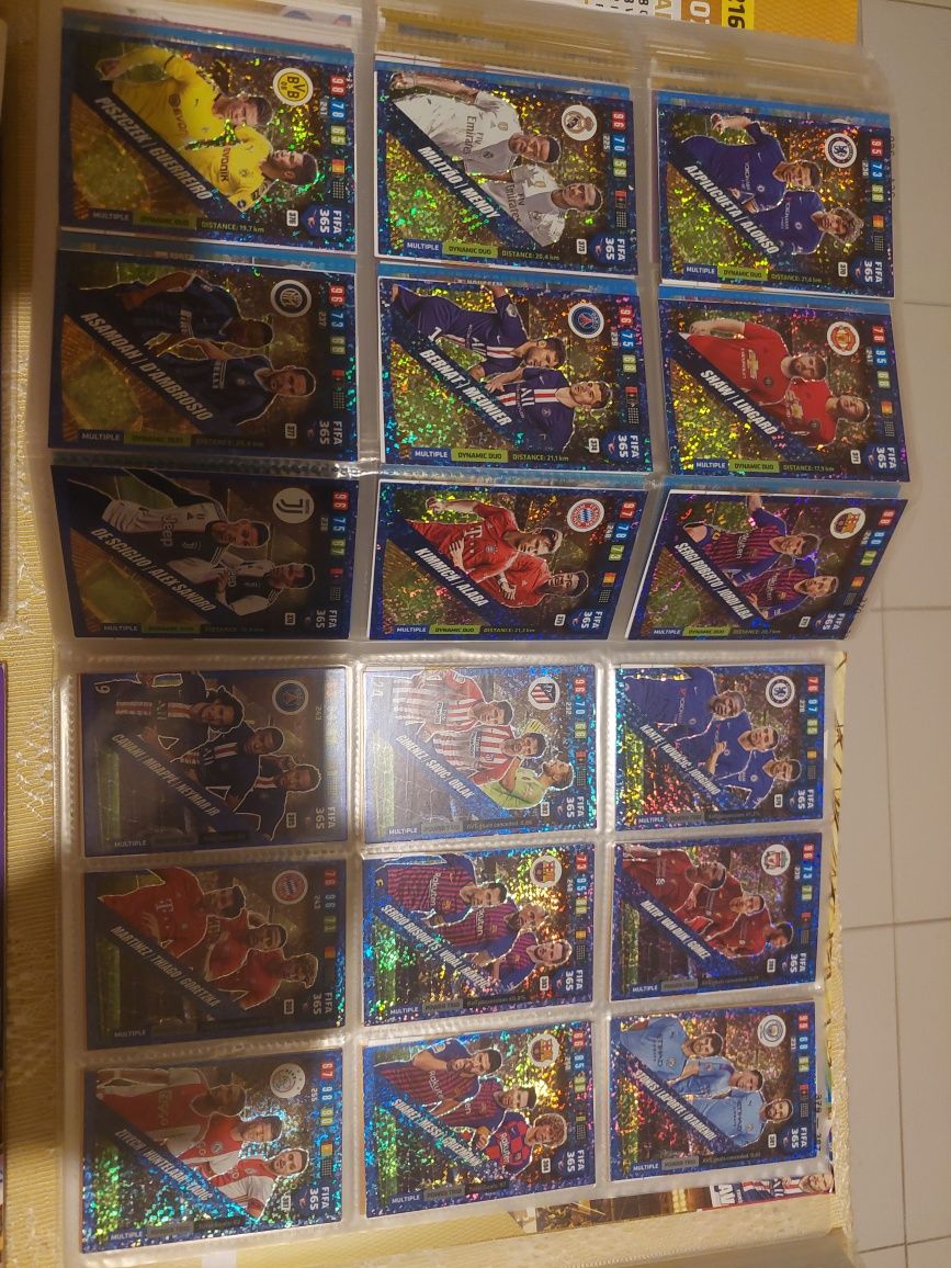 Lote de albuns de cards de futebol