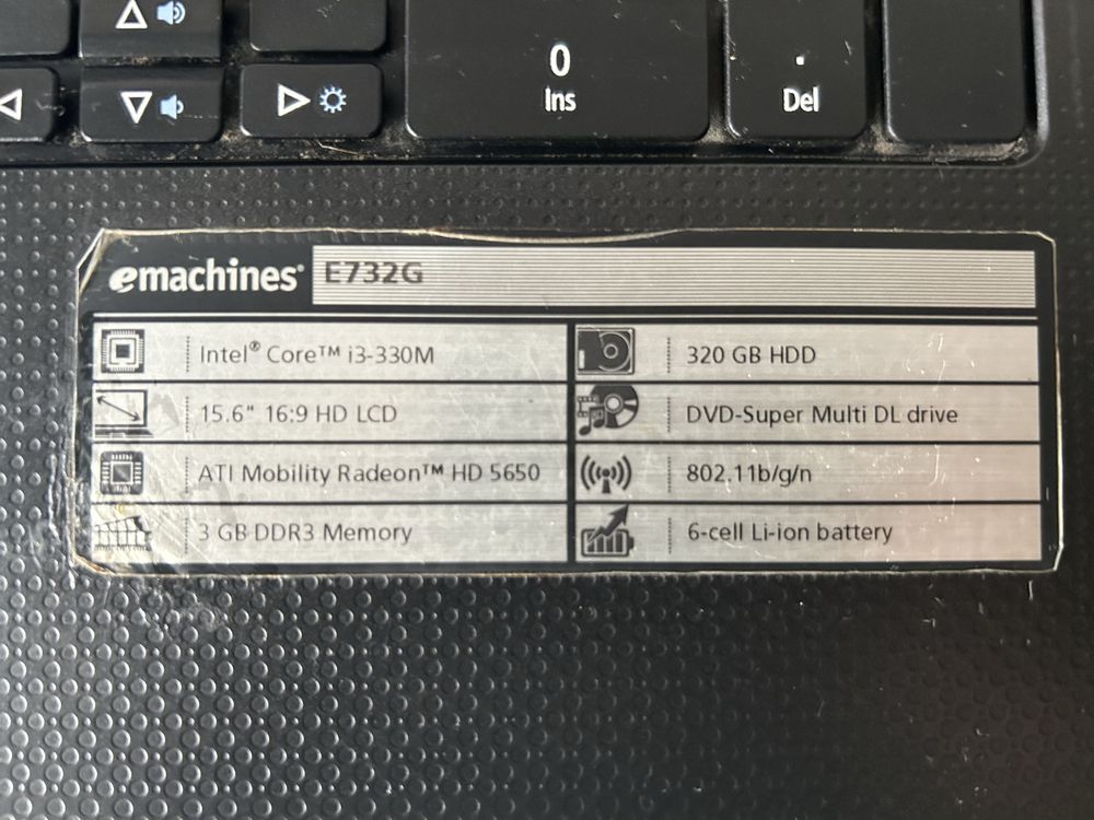 Ноутбук eMachines E-732G на запчастини або ремонт