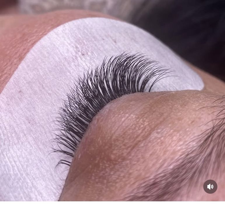 Нарощення вій метро Деміївска Наращивание ресниц метро Демеевская