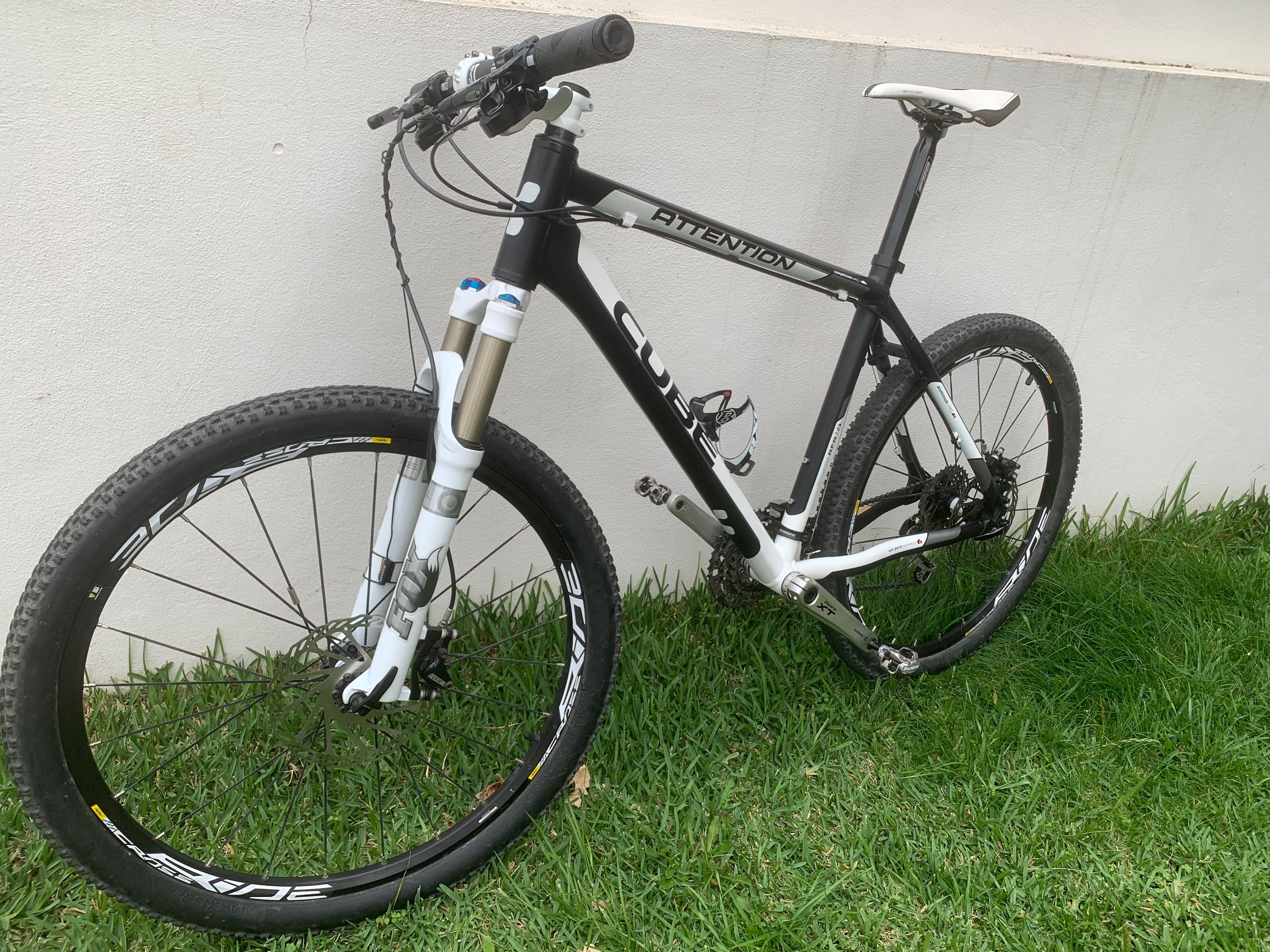 Bicicleta Btt Cube