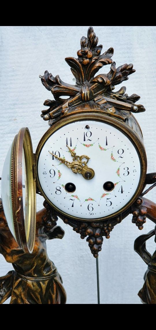 Zegar kominkowy francuski antyk XIX wiek sygnowany August Moreau