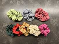 gumki do włosów scrunchie jedawabne satynowe różne kolory mix