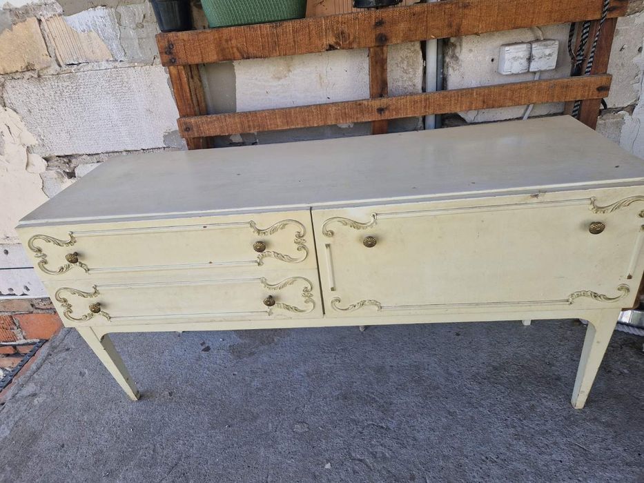Komoda Vintage beżowa