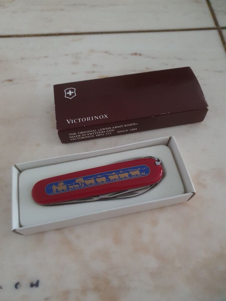нож Victorinox Edition Swiss Аlpaufzug.
