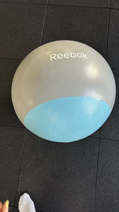 Мʼяч гімнастичний / фітбол Reebok 4 шт в наявності