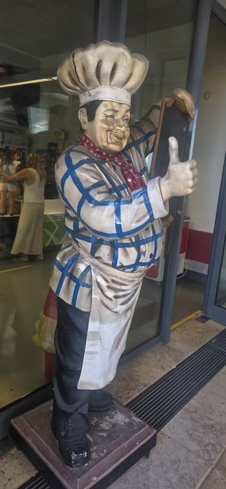 Boneco Decorativo para Restaurante