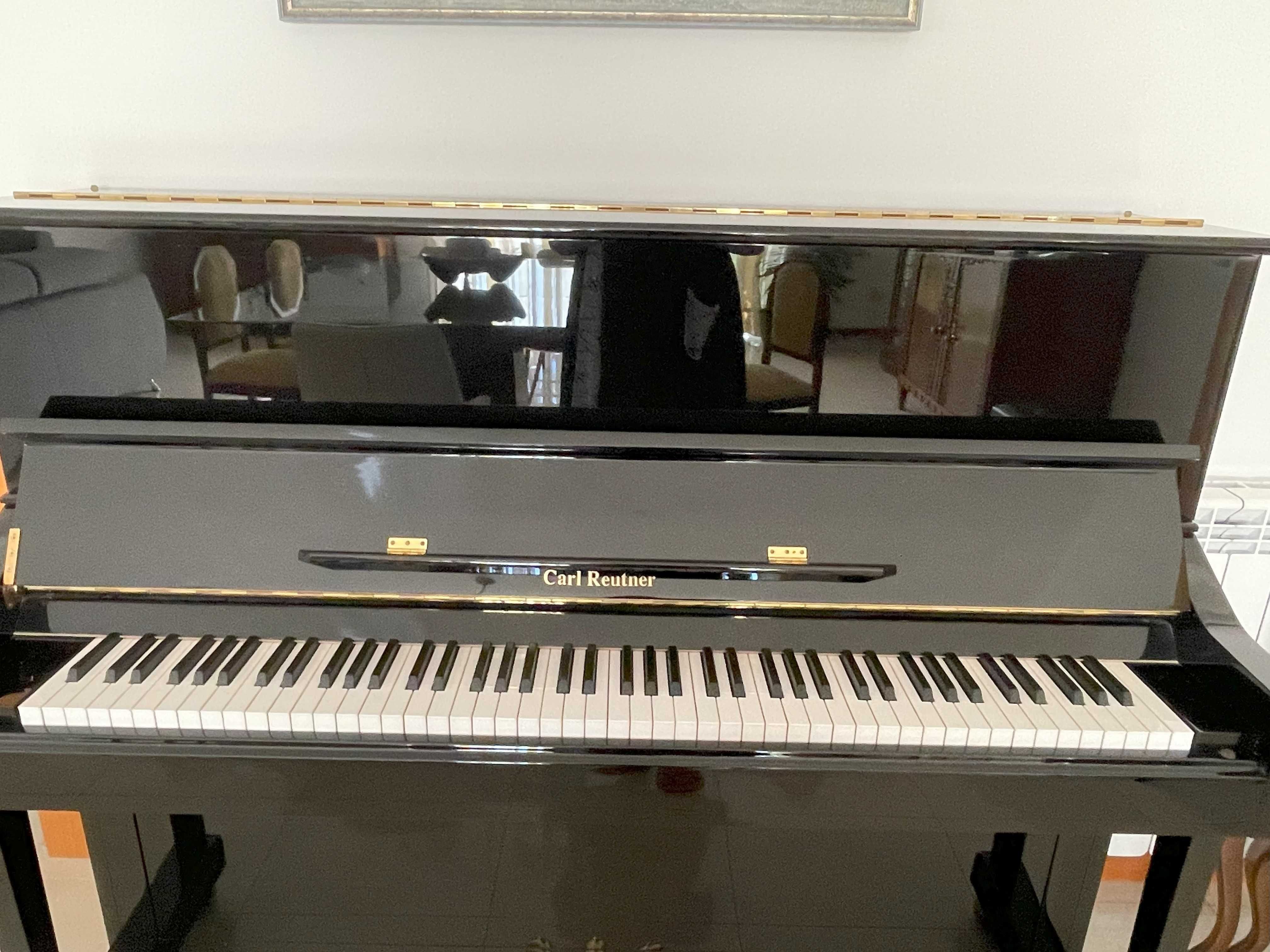 Piano Carl Reutner - comprado em 2008