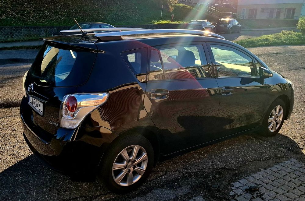 Toyota Verso Pierwszy właściciel, serwis w ASO, garażowany, 1.8 Premium 7-osobowy