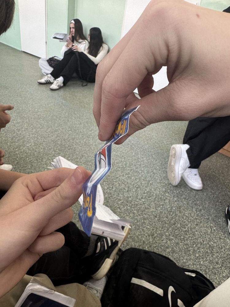 Czarizard kolekcjonerska elitarna karta pokemon ze sklepiku szkolnego