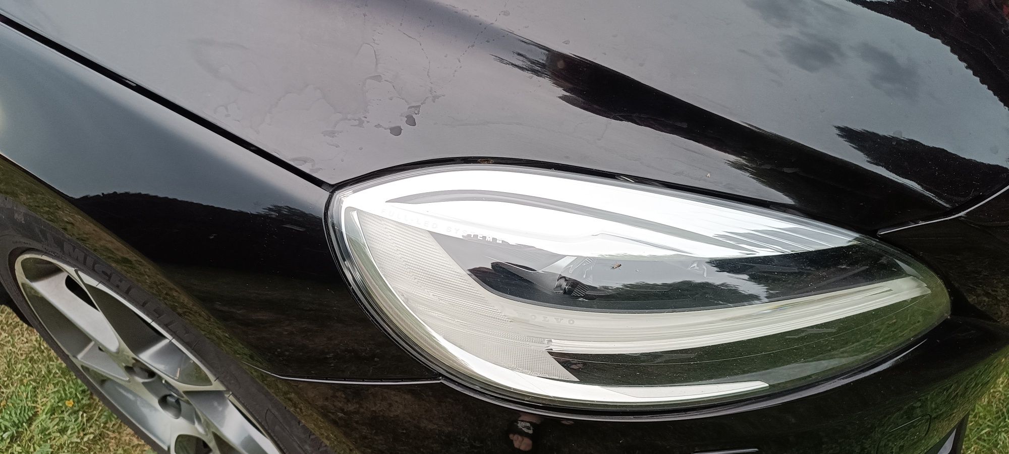 Volvo V40 D3 Momentem R Design