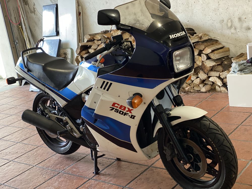 Honda CBX 750 f2 ano 86