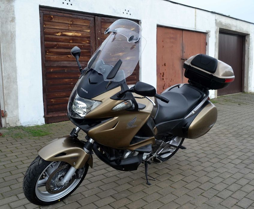 Honda Powersports NT700VA Deauville 2007 r. 33 tys. km TRANSPORT