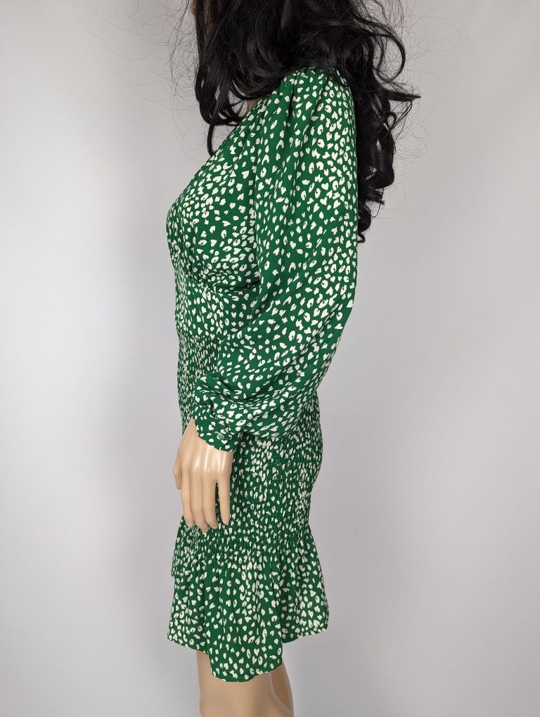 Nowa zielona sukienka krótka wzorzysta długi rękaw dopasowany dół S M