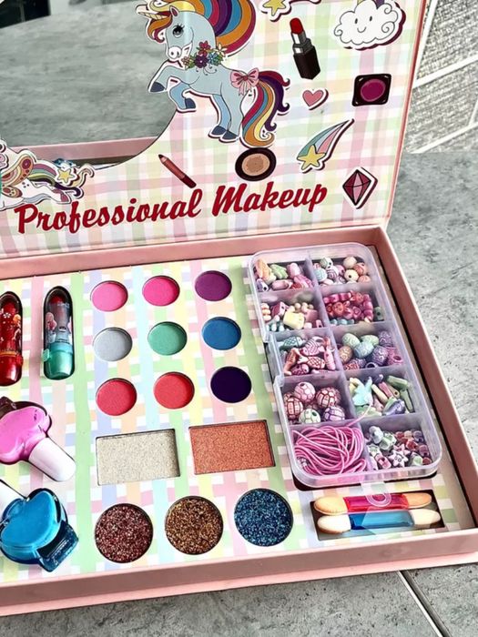 Набір дитячої декоративної косметики і набір для створення прикрас 2в1