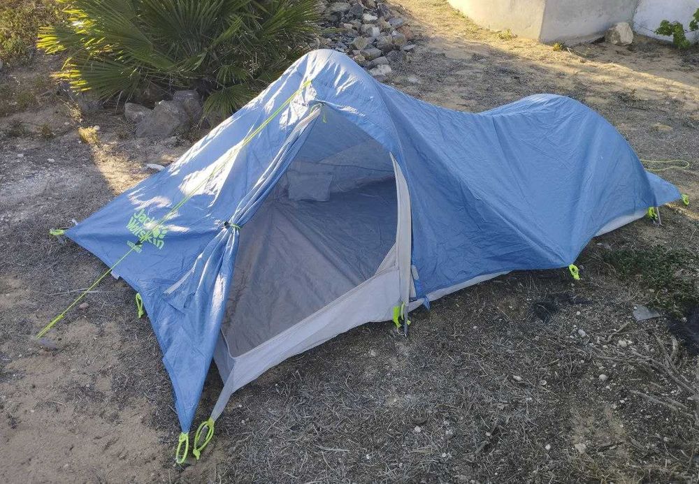 Tenda leve para uma pessoa (Jack Wolfskin)