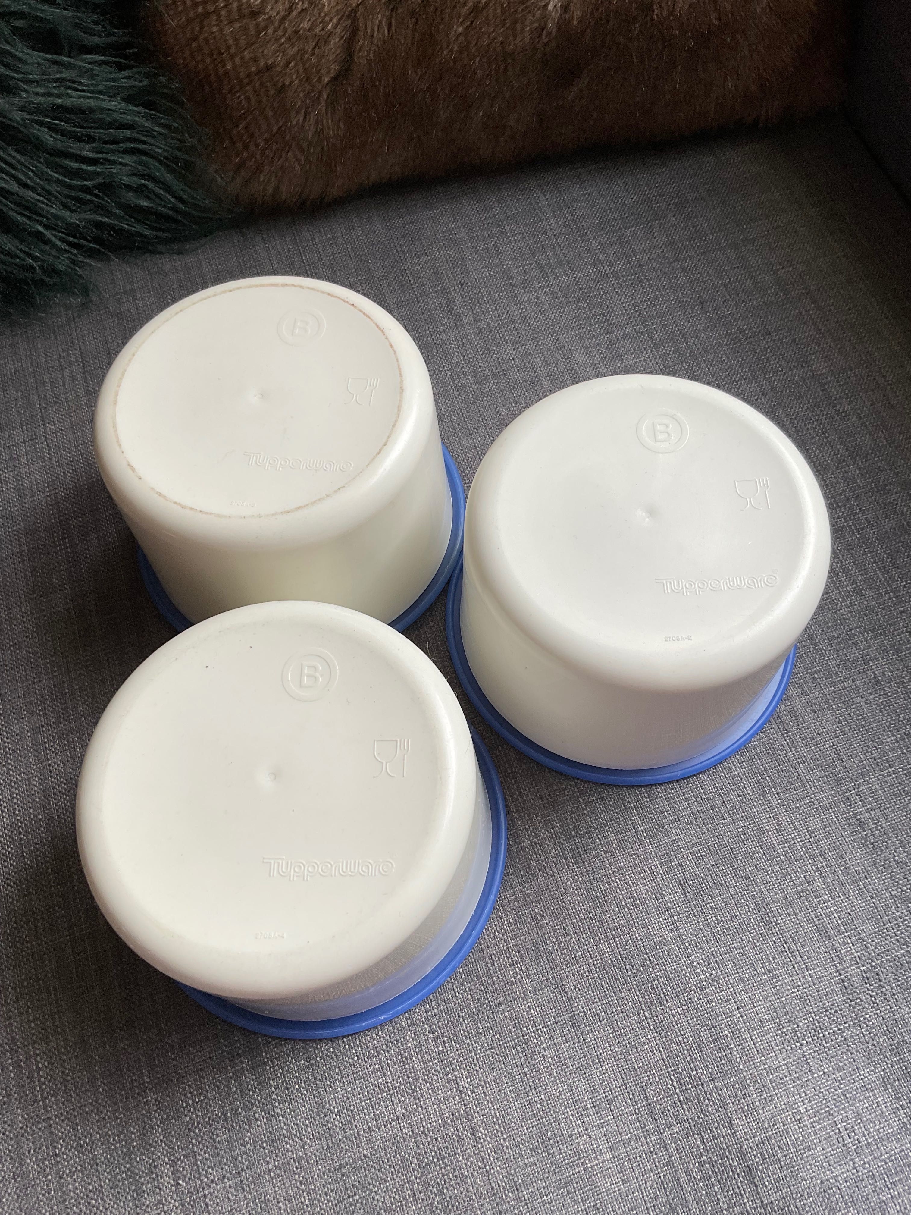 Conjunto de três Tupperware