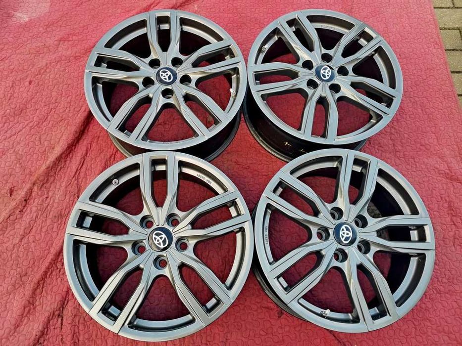 KOŁA zima 17' TOYOTA Corolla AURIS Avensis - 5x114,3 - 225/45/17 - 22r