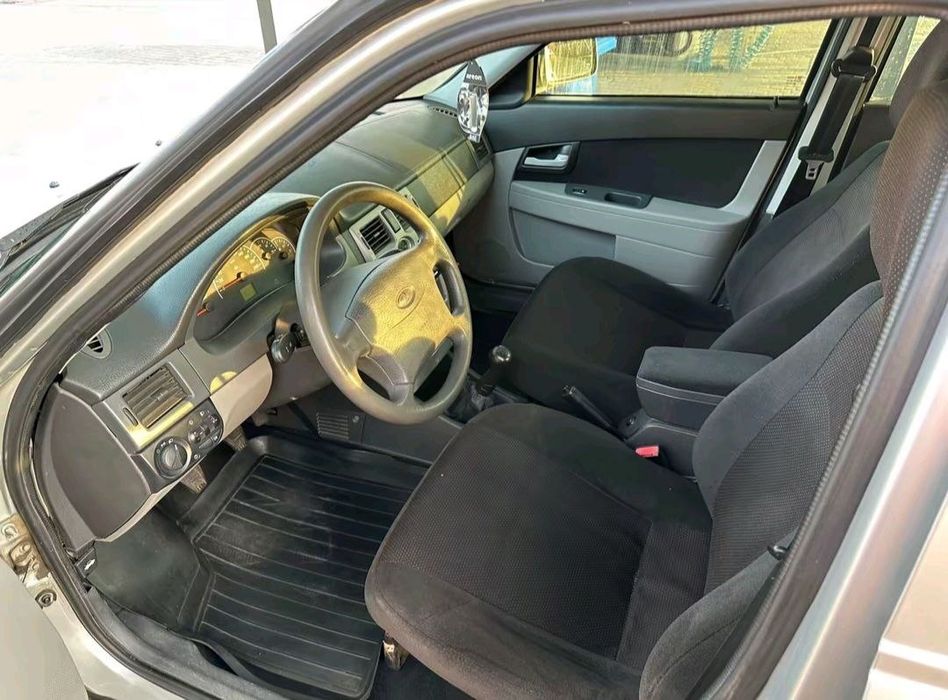 Продам ваз 217230