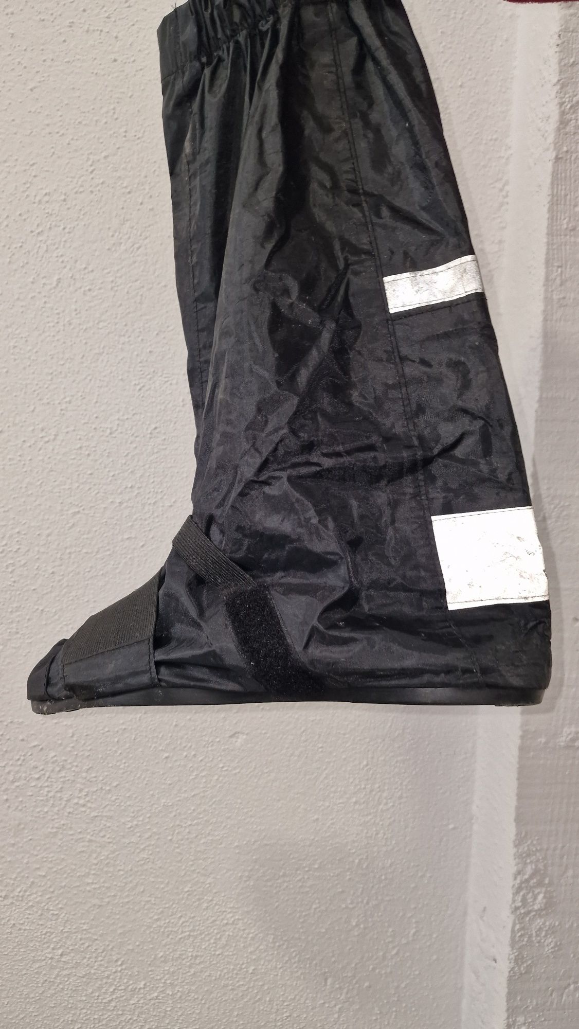 Vendo botas impermeáveis mota