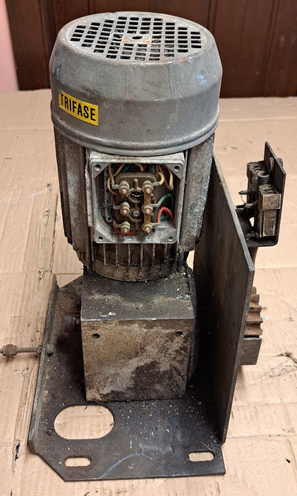 Motor de portão automático ate 2 toneladas