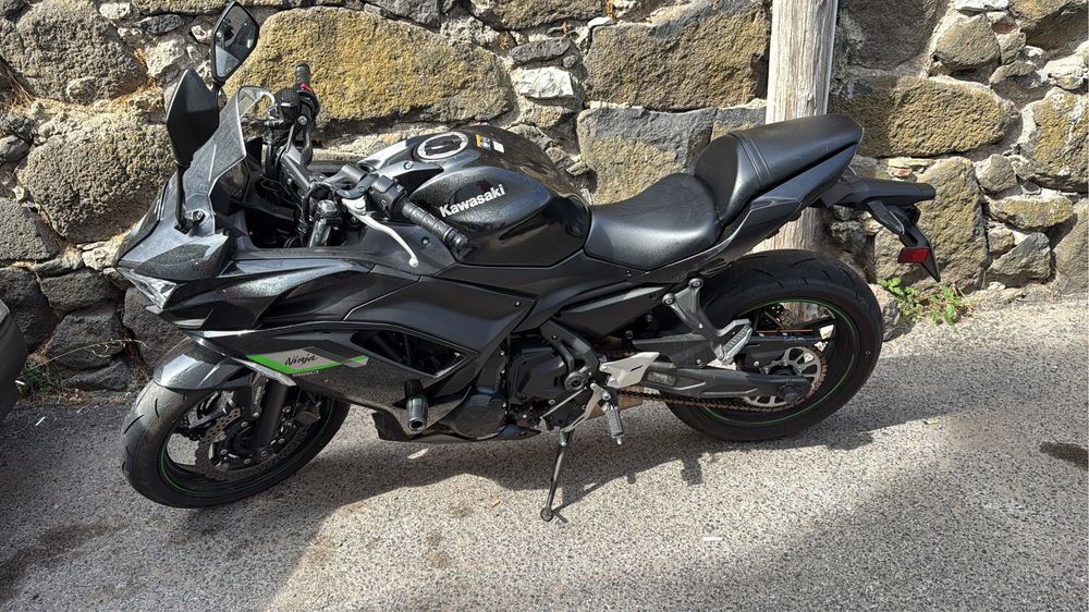 Mota kawasaki ninja 650CC