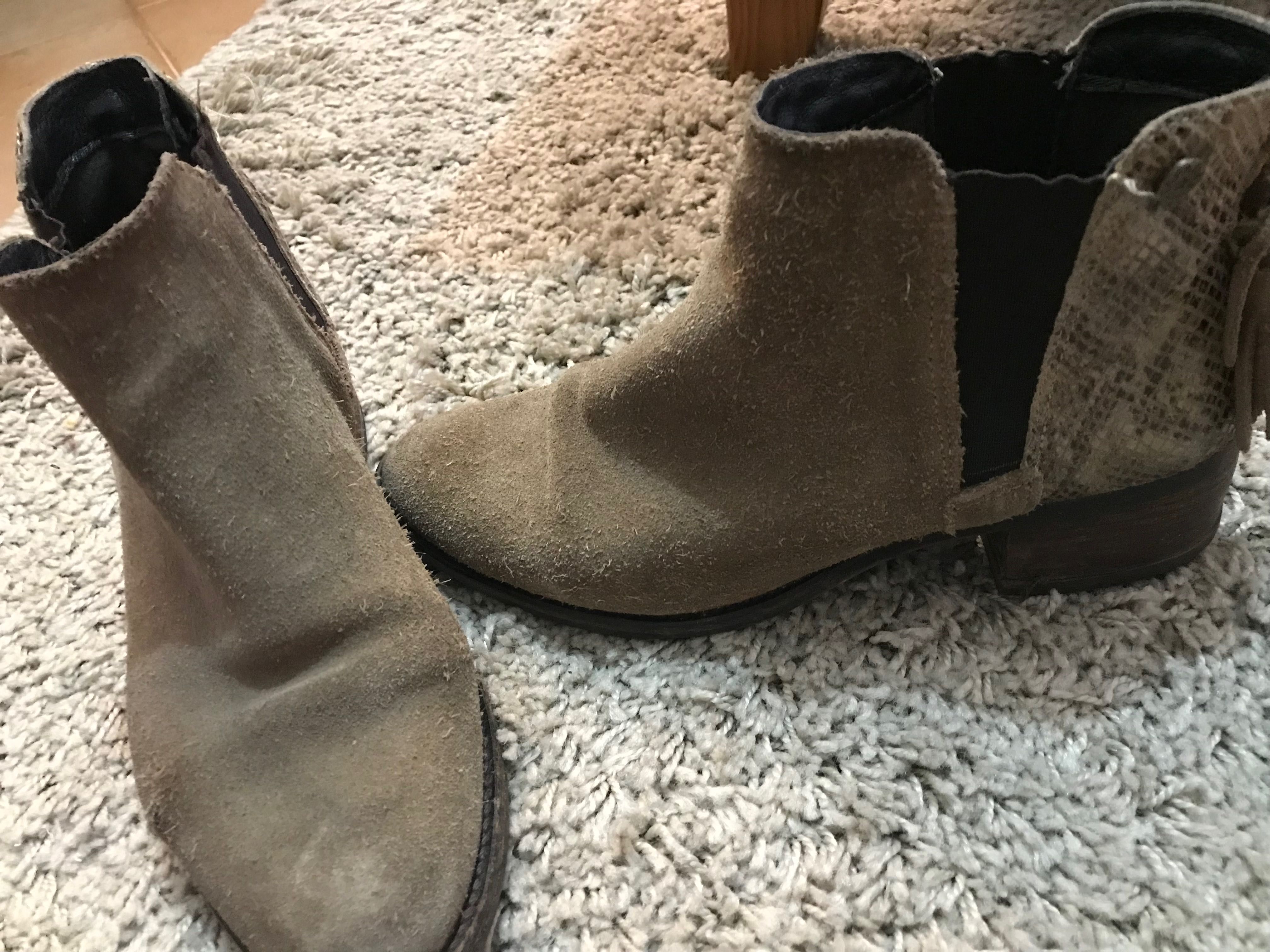 Vários botins novos e usados