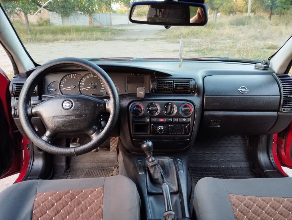 Opel Omega B универсал