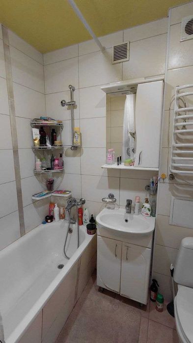 Продам 3-к квартиру з АВТОНОМНИМ ОПАЛЕННЯМ Філософська Лесі Українки