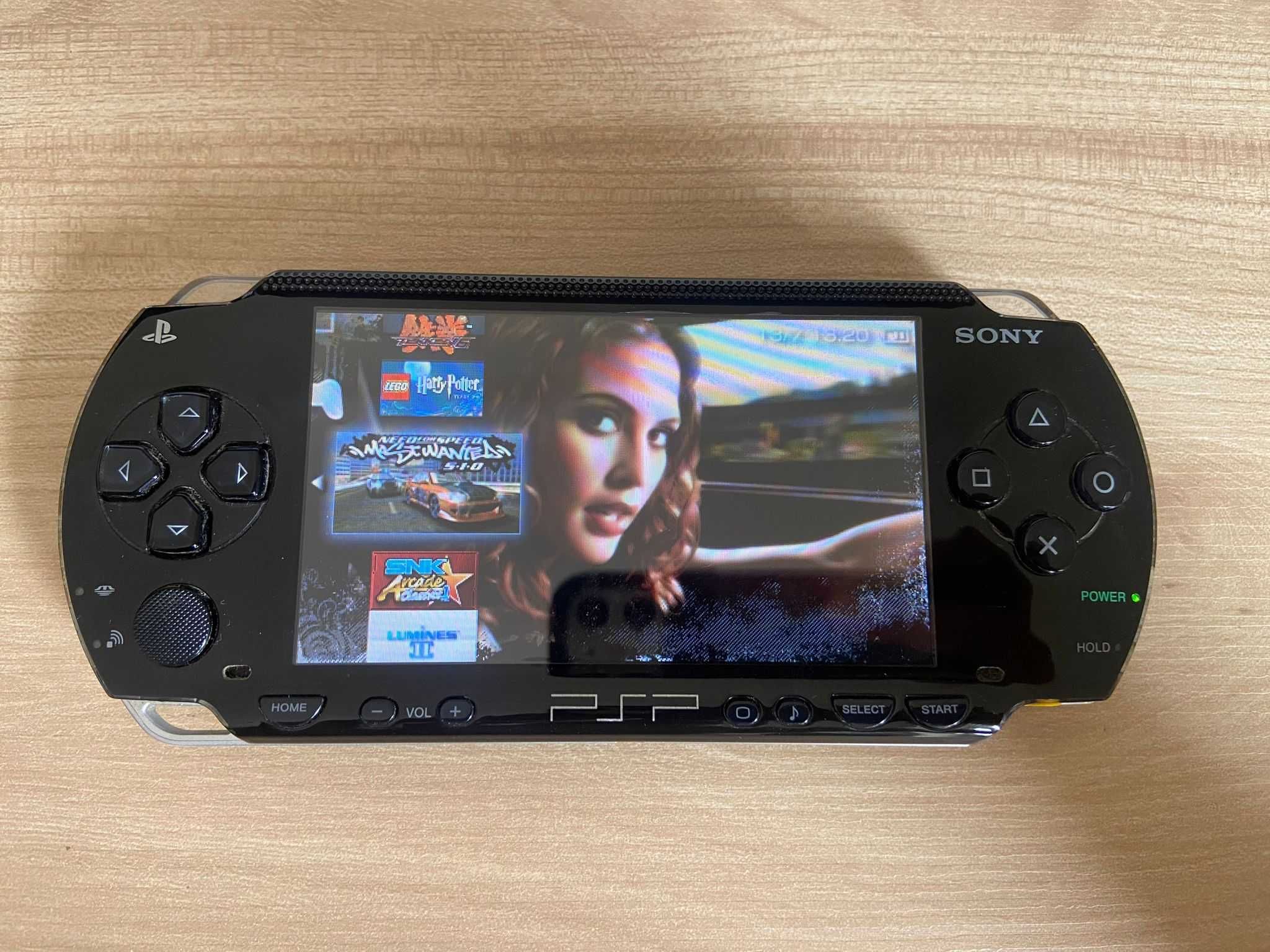 Consola Portátil PlayStation Portable PSP 1004 com Jogos - Bom Estado