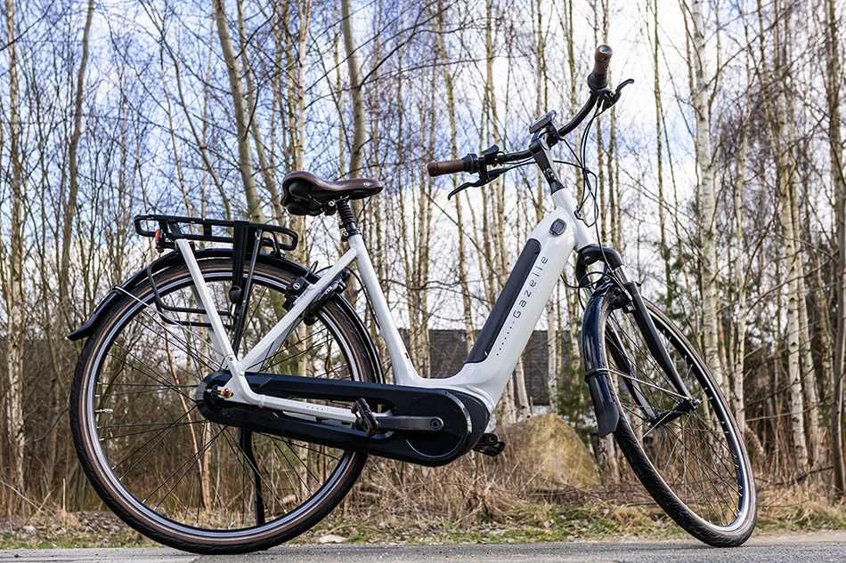 Grenoble C7+ Bosch Active Line / Exclusive wersja / Biała / ---//