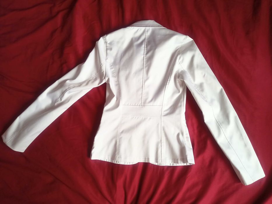 Biały damski żakiet elegancki marynarka z długim rękawem 34 XS