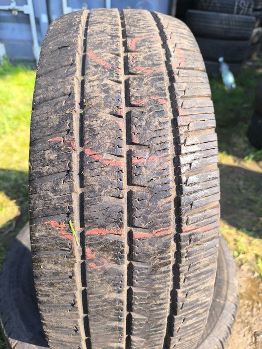235/65/R16C	CONTINENTAL	Van Contact 4 Season	2024r	2szt	6,8mm 166AZ