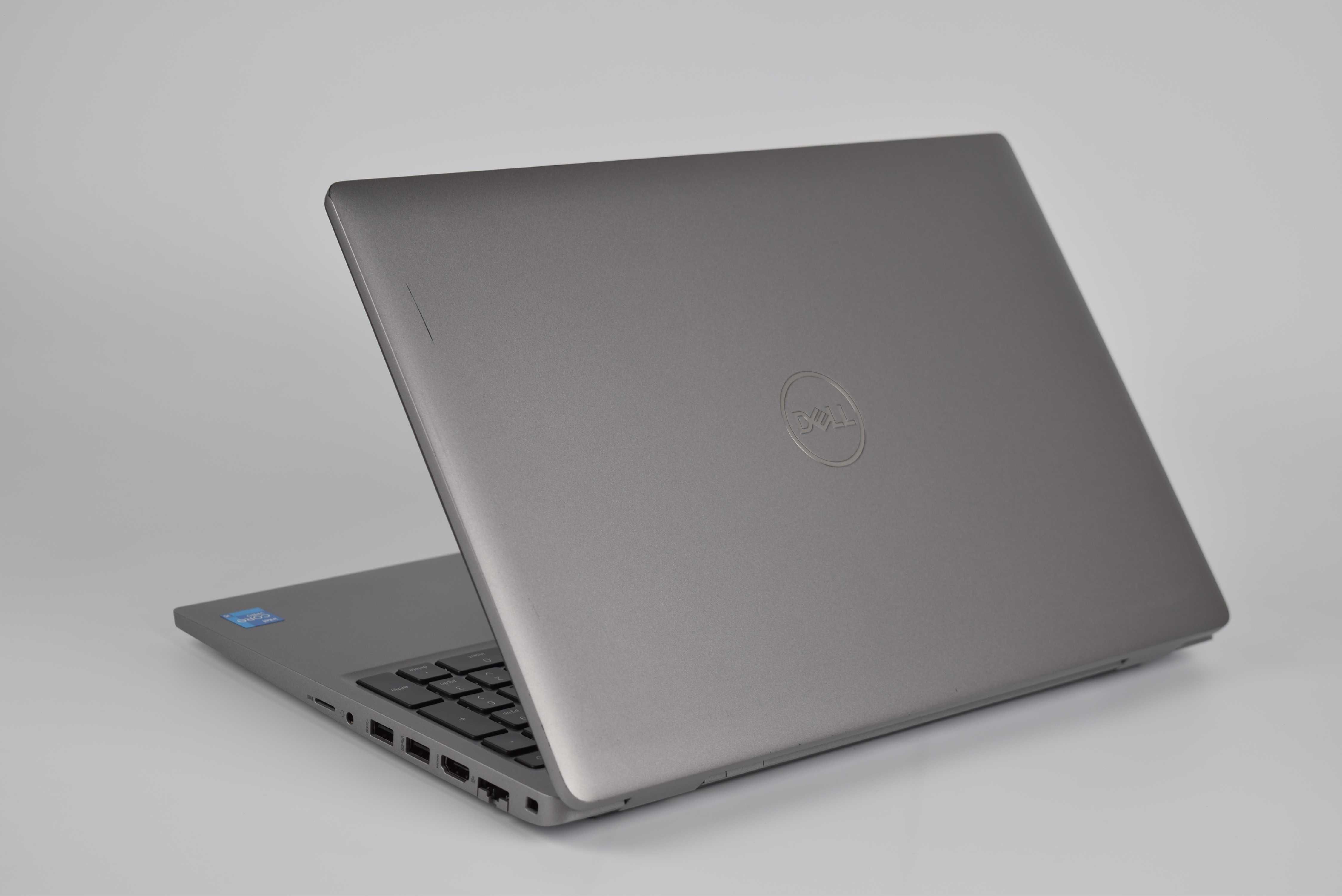 Dell Precision 3560 i5-1145G7 NVIDIA T500 16гб 512/1тб Ігровий Ноутбук