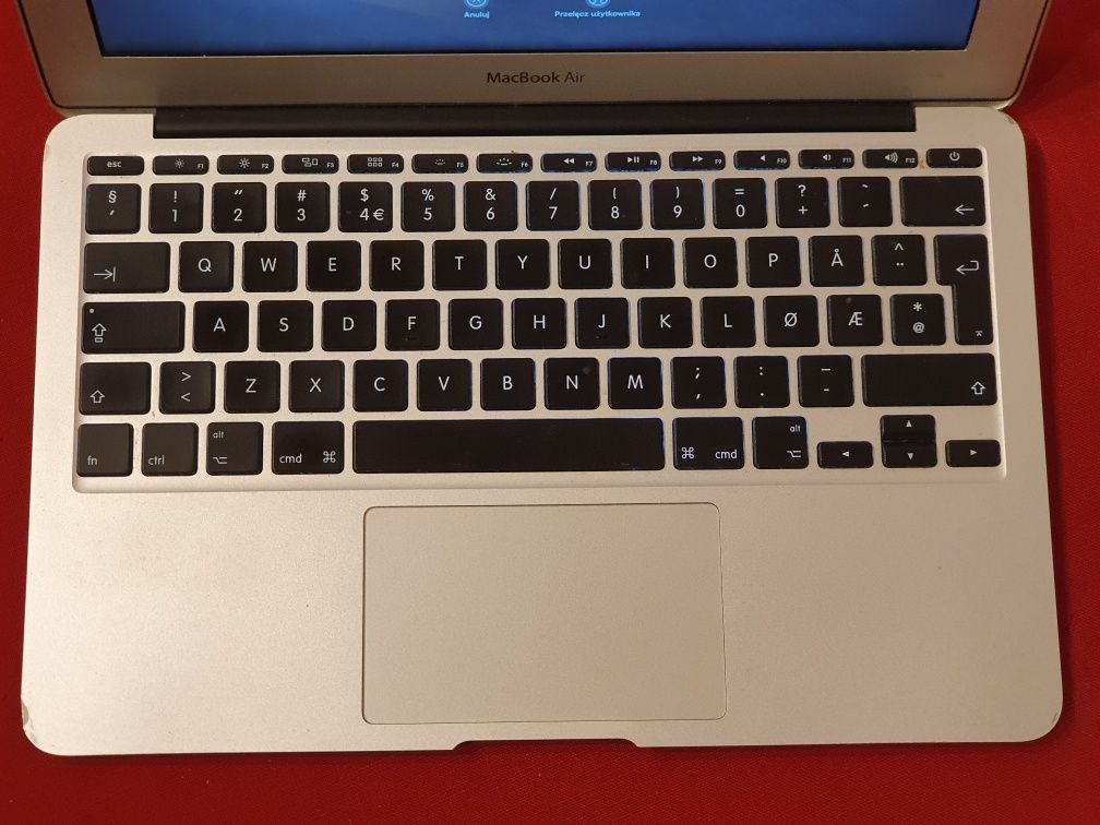 Macbook Air 11 cali mid2013, 128GB, i5, 4GB RAM sprawny