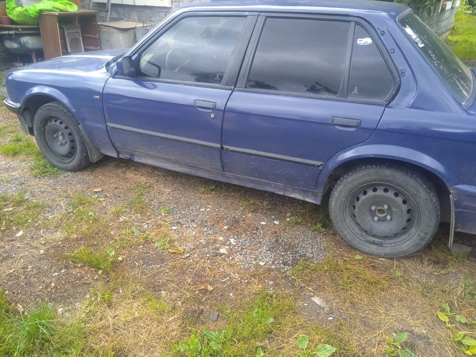 Продам Бмв 318 на ходу