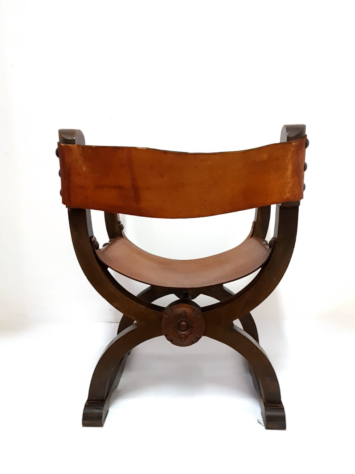 Fotel rzymski drewno naturalna skóra Antyk TRANSPORT