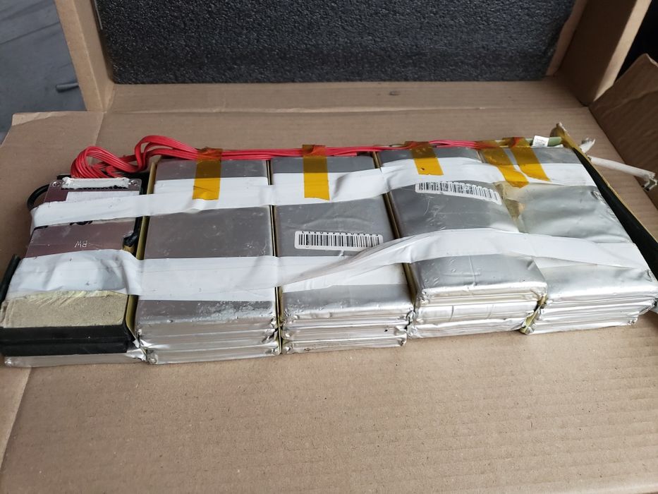 Батарея 13S/ 48V с BMS