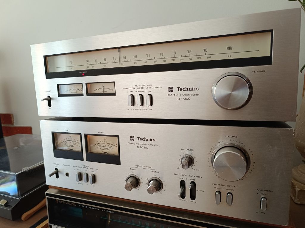 Wzmacniacz Technics SU-7300 i tuner ST-7300