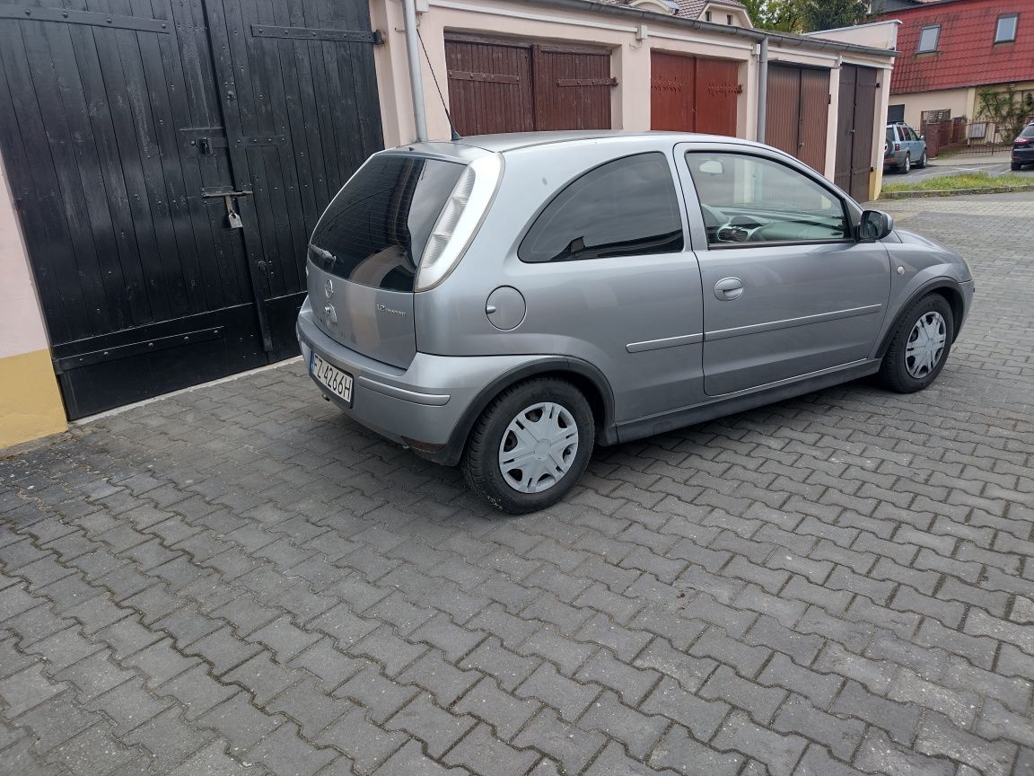 Opel Corsa 1.2 stan BDB 2006r