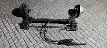 AUDI A4 B5/PASSAT B5- Eixo traseiro CARRO/CARRINHA COMO NOVO COMPLETO*