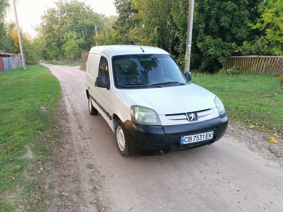 Peugeot Partner 1.2 газ-бензин