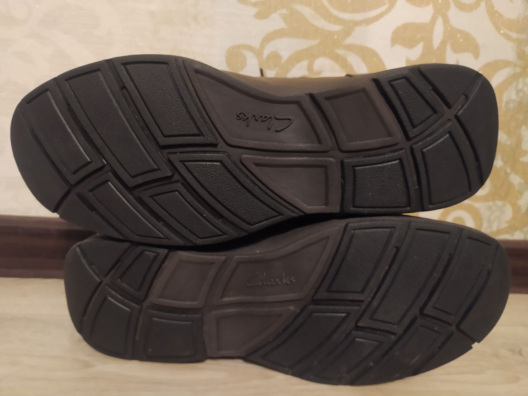 Новые лёгкие кожаные ботинки Clarks Ecco Gore Tex UK9 43 43,5 44 29 см