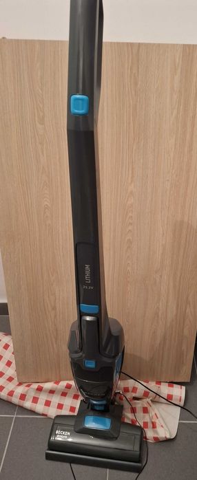 Aspirador vertical Becken