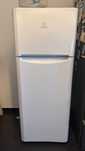 Frigorifico indesit a funcionar