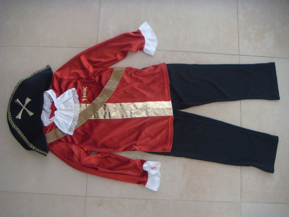 strój przebranie pirat kapitan hak Piotruś Pan Disney roz. 128