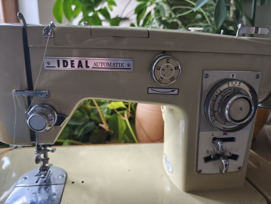 Sprzedam maszynę do szycia ideal automatic