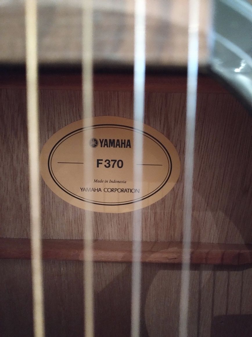 Yamaha F 370 BL gitara akustyczna