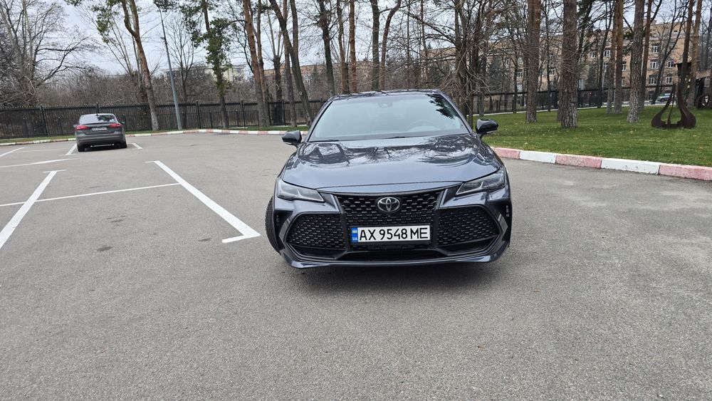 Toyota Avalon 2019