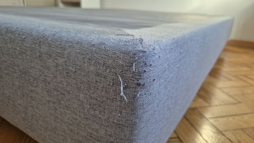 Cama de casal - cinza claro